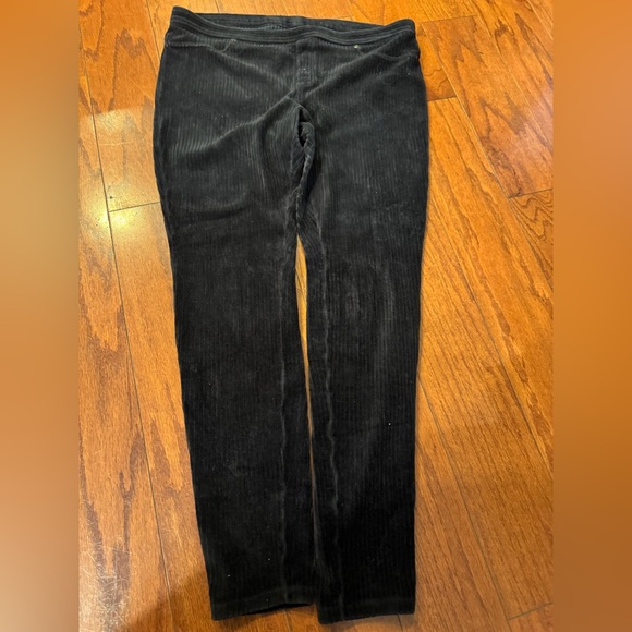HUE Black Corduroy Pants - Picture 1 of 2